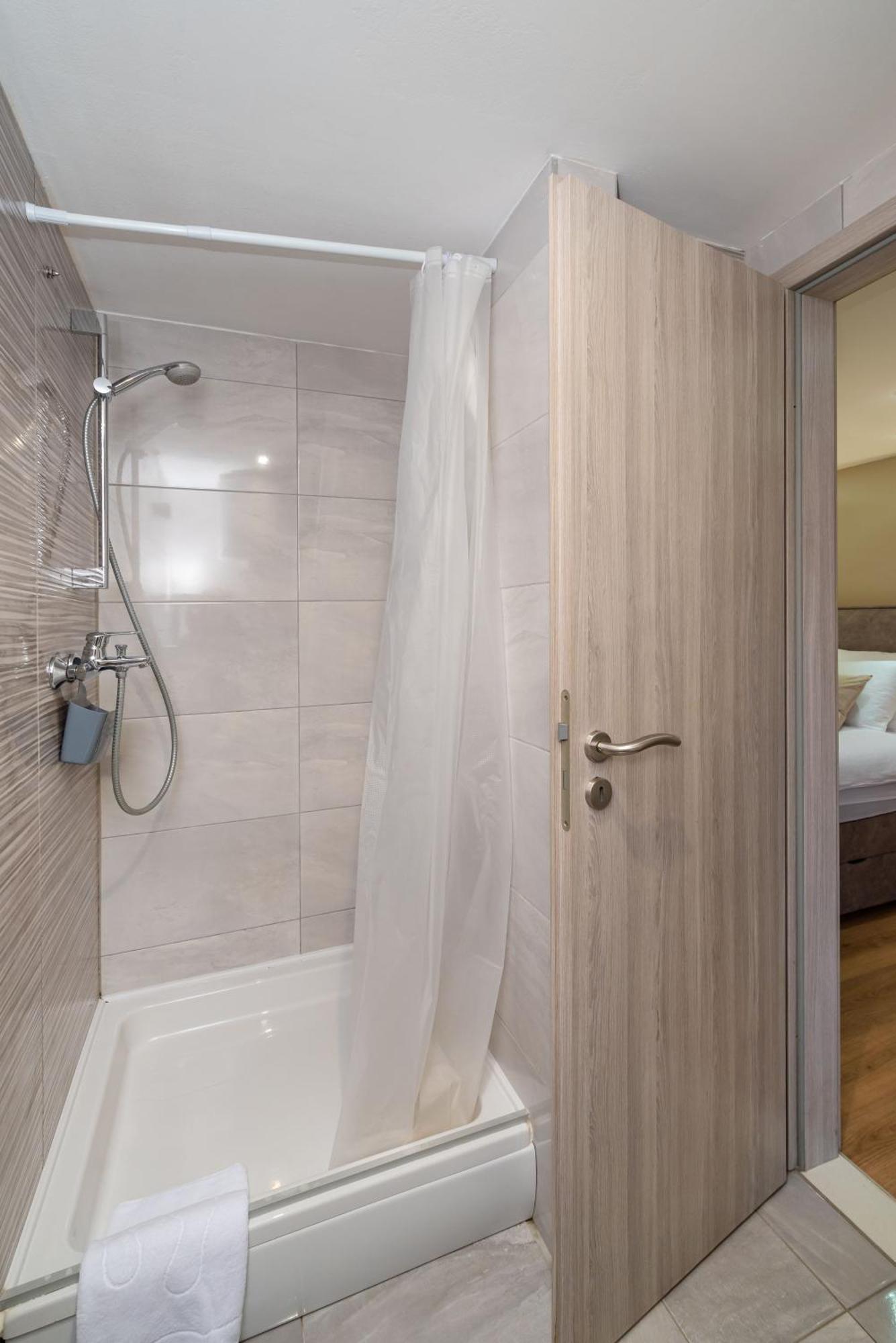 Star Room Zadar Bagian luar foto